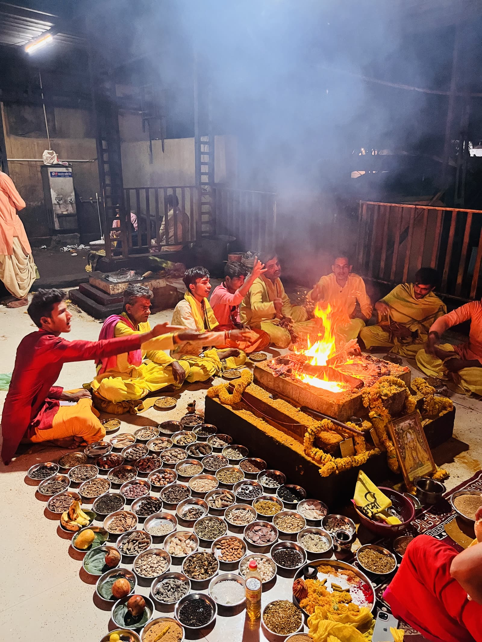 महा विशेष हवन के लिए वैदिक हवन